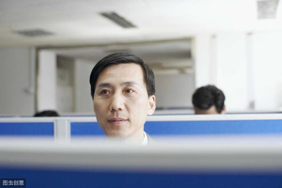 我，32岁HR专员，多年优秀员工却升职无望，到底要不要辞职？